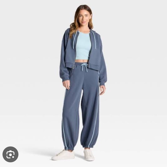 JoyLab Pants - JoyLab Women's Blue Barrel Fleece Joggers oversized - XS feels like S